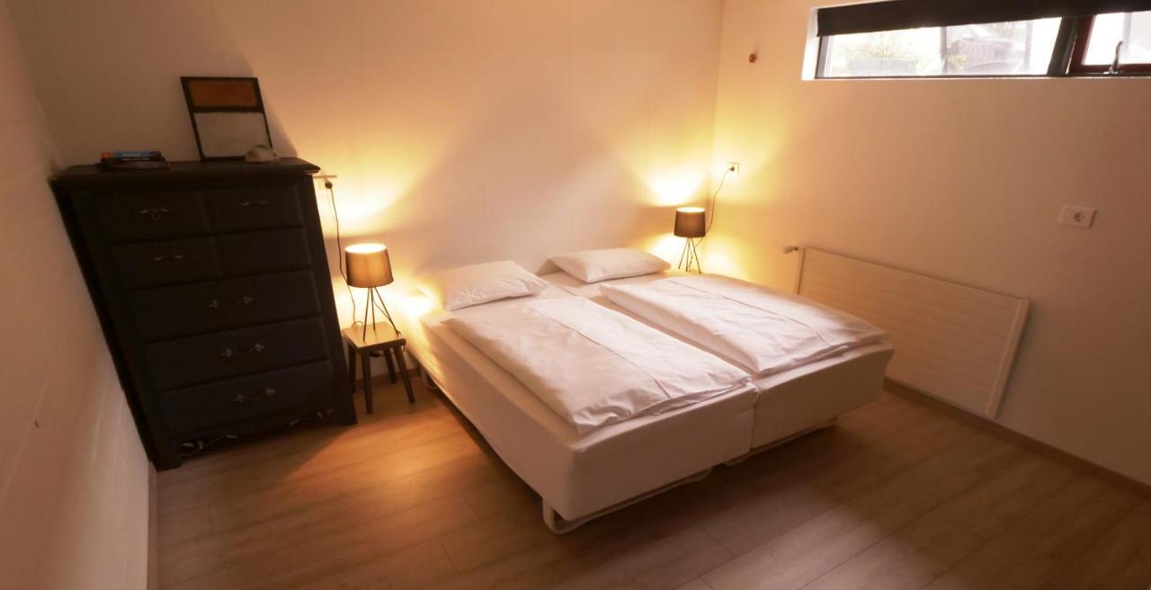 Manahlid Apartment Akureyri Bagian luar foto