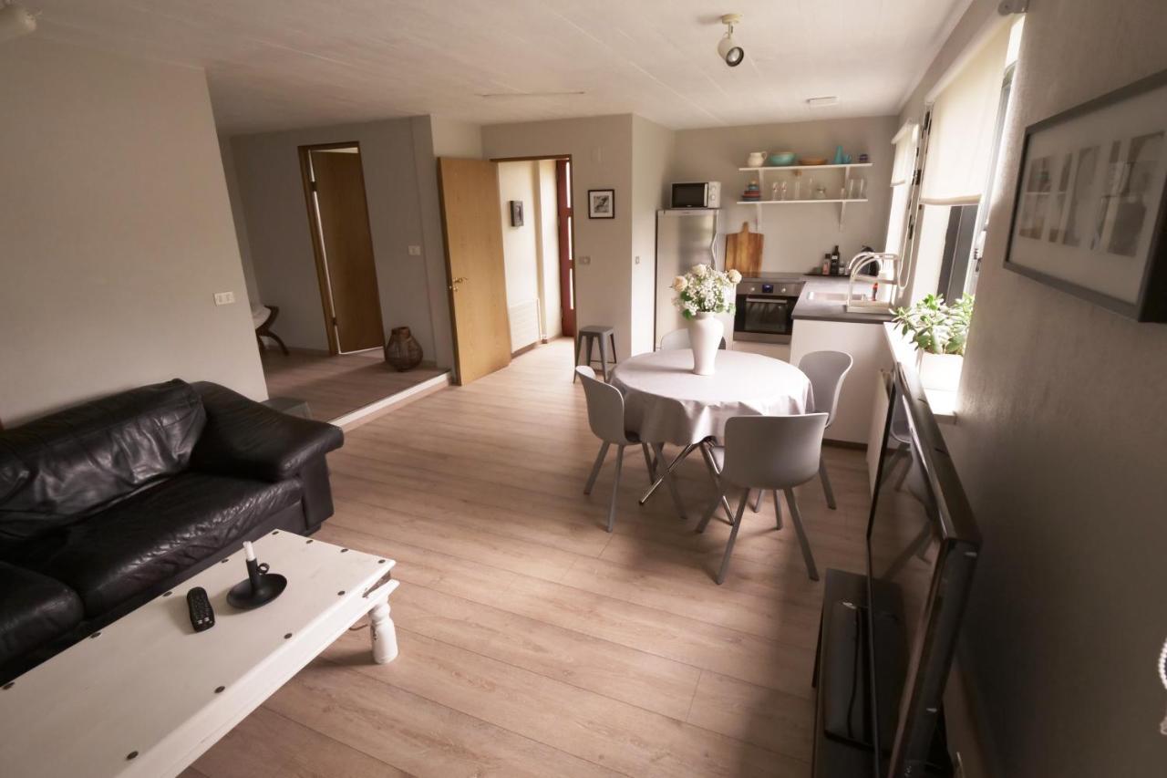 Manahlid Apartment Akureyri Bagian luar foto