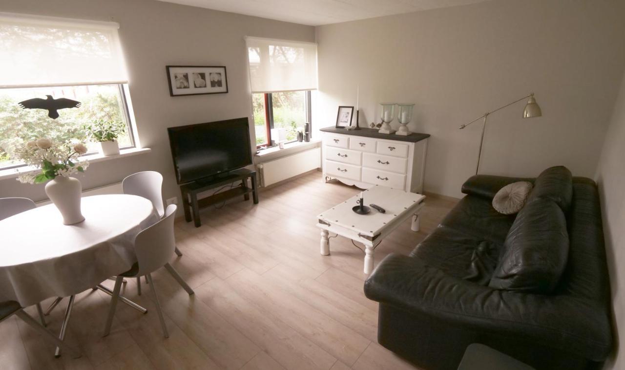 Manahlid Apartment Akureyri Bagian luar foto